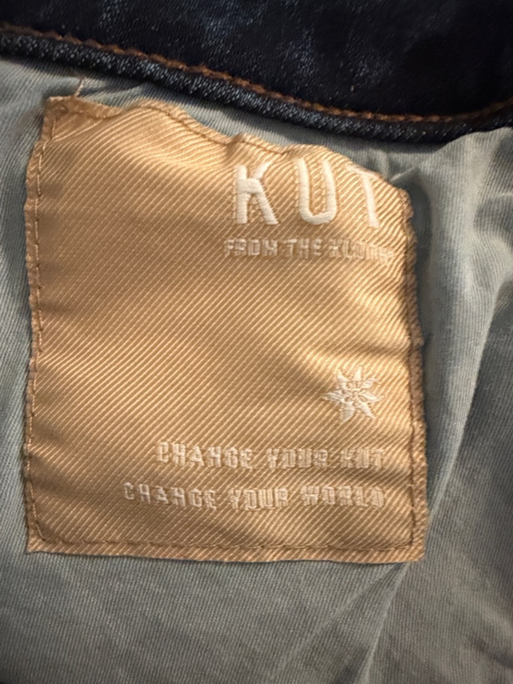Kut from the Kloth Meg Dark Blue Wide-Leg Jeans with Gold Buttons Size 14 - Picture 10 of 10